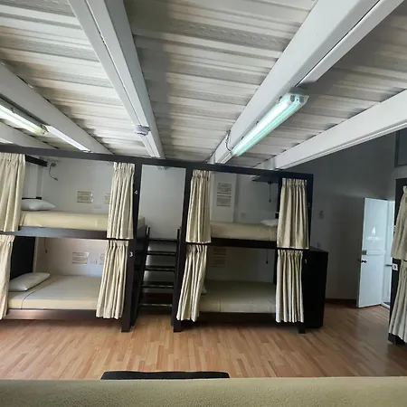 Hostal Lleras Calle 8-3